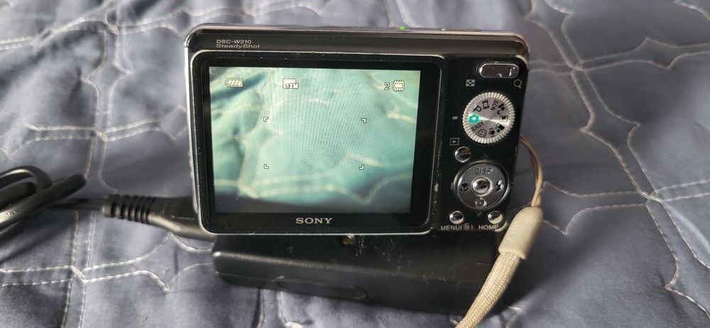 Sony 12.1Mp Aparat Foto DSC-W210  fuctional+incarcator