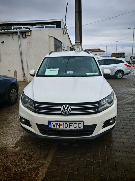 Vând Volkswagen Tiguan