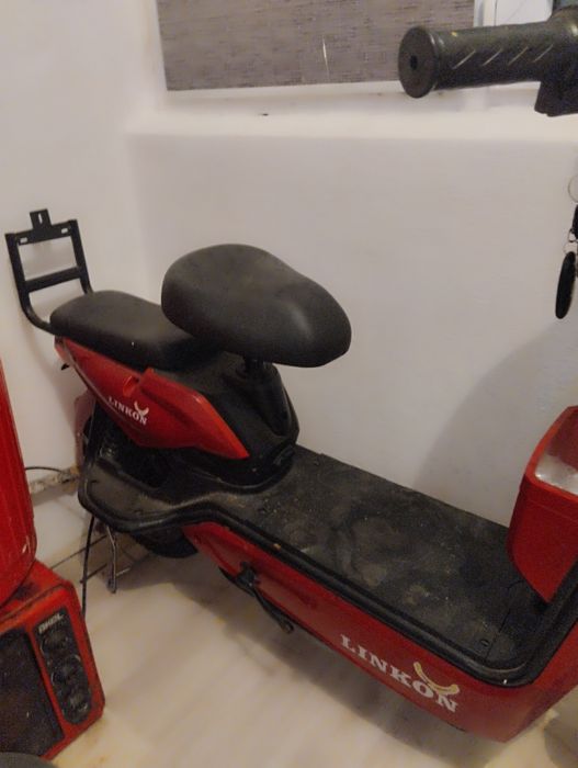 Електронй скутер