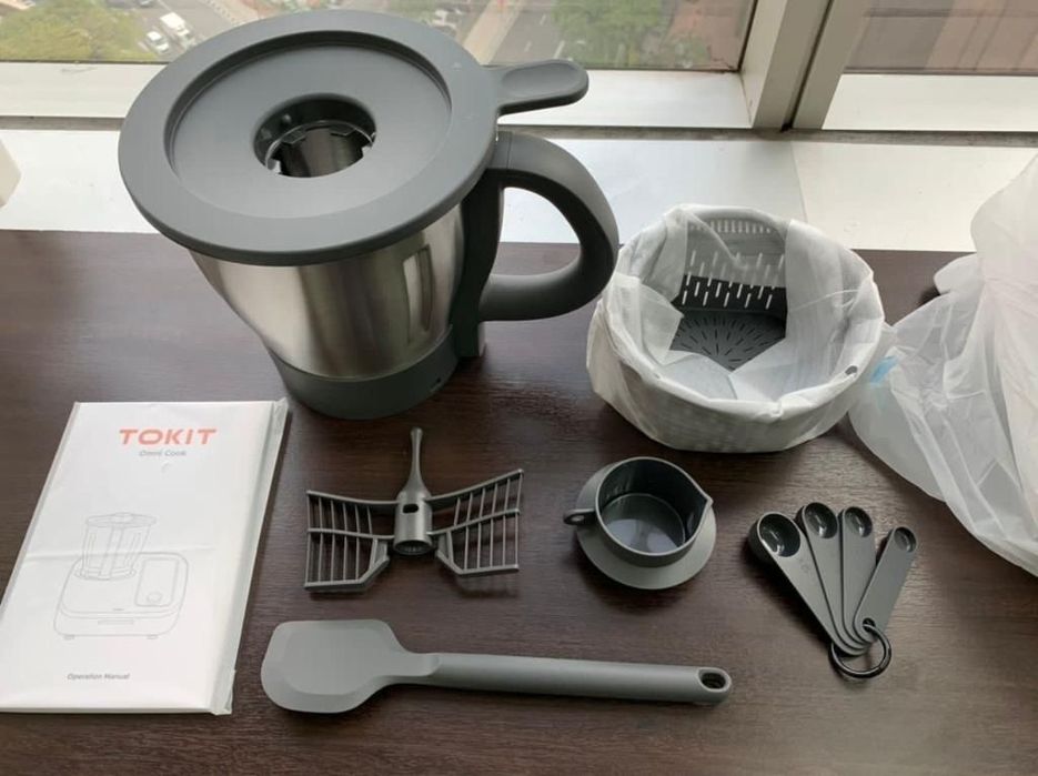 Кухненски робот за готвене TOKIT Omni Cook