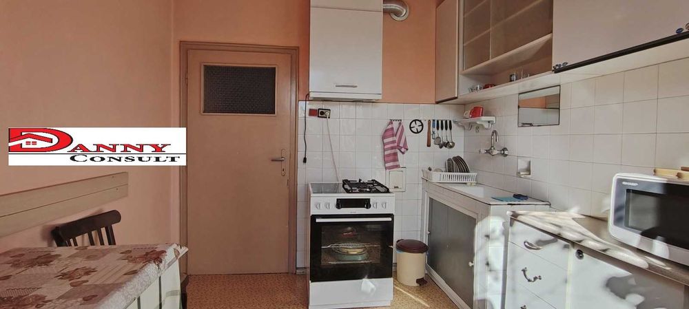 Продава се Двустаен апартамент в Велико Търново, Център - 62 кв.м за 1488 €/кв.м - Снимка #4