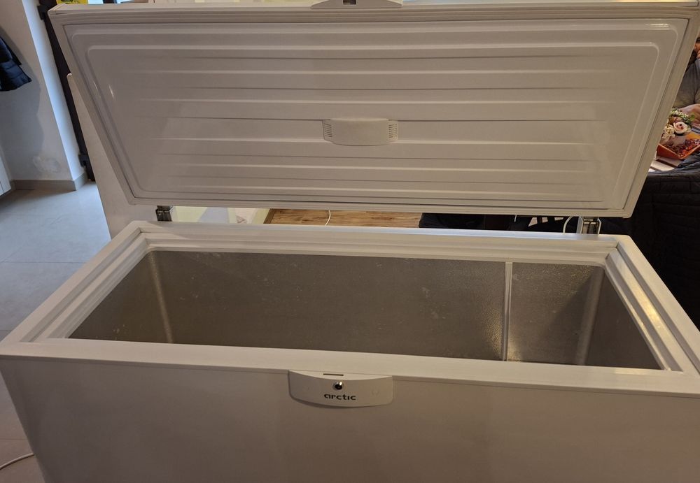 Lada frigorifica arctic