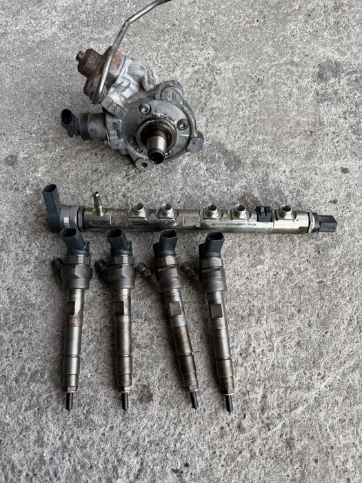 Продавам дюзи,гнп и рейл за BMW N47D20C 184кс