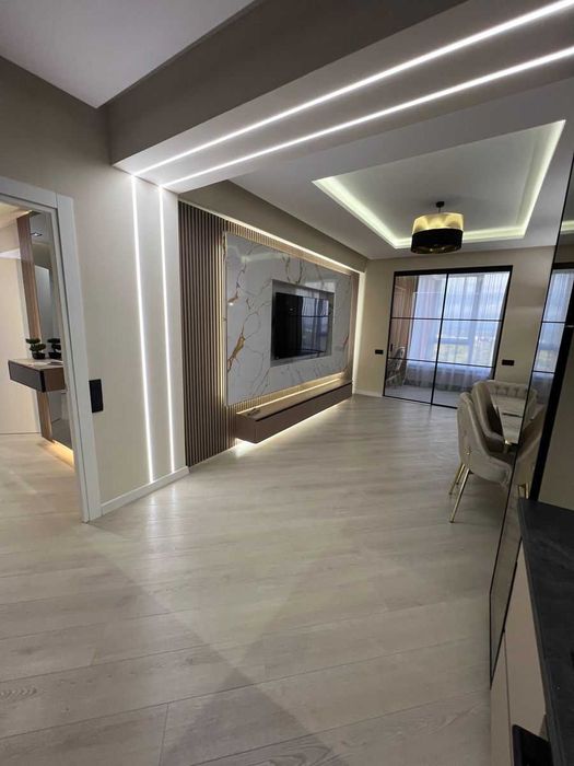 Дава се под наем Двустаен апартамент в София, Кръстова вада - 72 кв.м за 500 € - Снимка #2