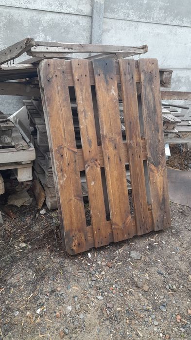 Поддоны продаются