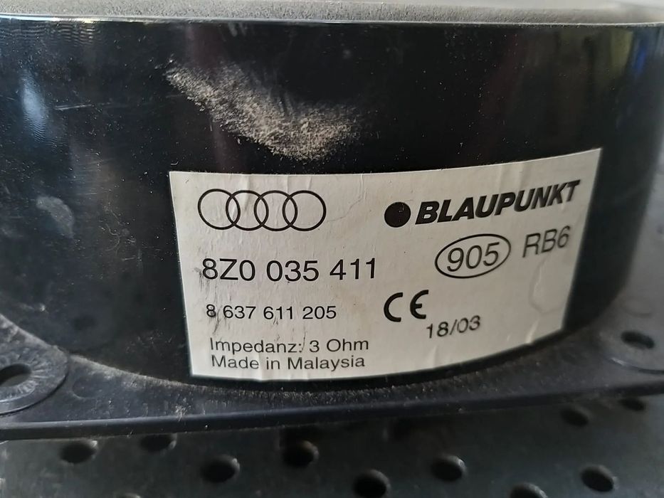 Boxa audio dreapta spate audi a2 8z0 8z0035411