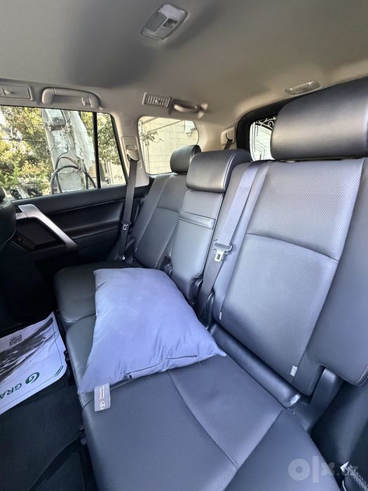 Toyota Land Cruiser prado 2023 yil 30000 km yrugan