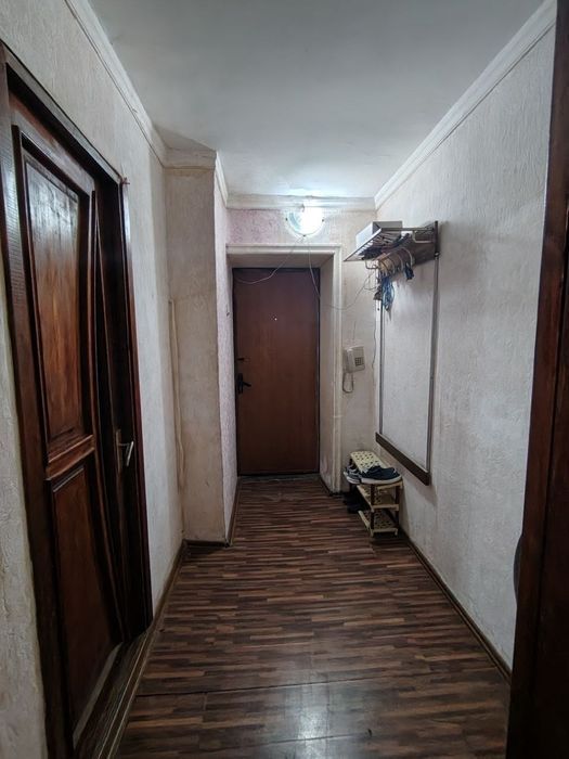 Buyuk ipak Yuli Maksim gormiy metroda 3 xonali kvartira bollarga