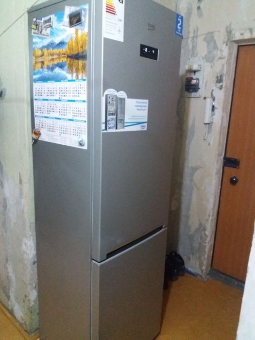 Холодильник  beko