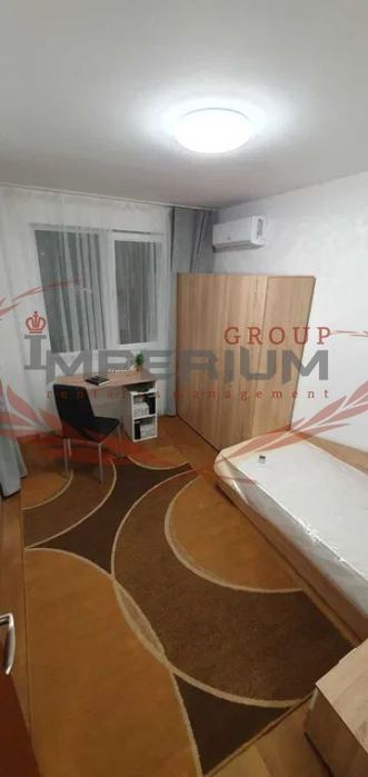Тристаен апартамент под наем в района на кв.Трошево