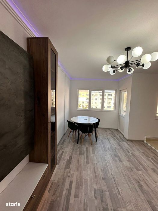 De vanzare apartament tip duplex,3 camere si 2 balcoane, renovat,etj 1