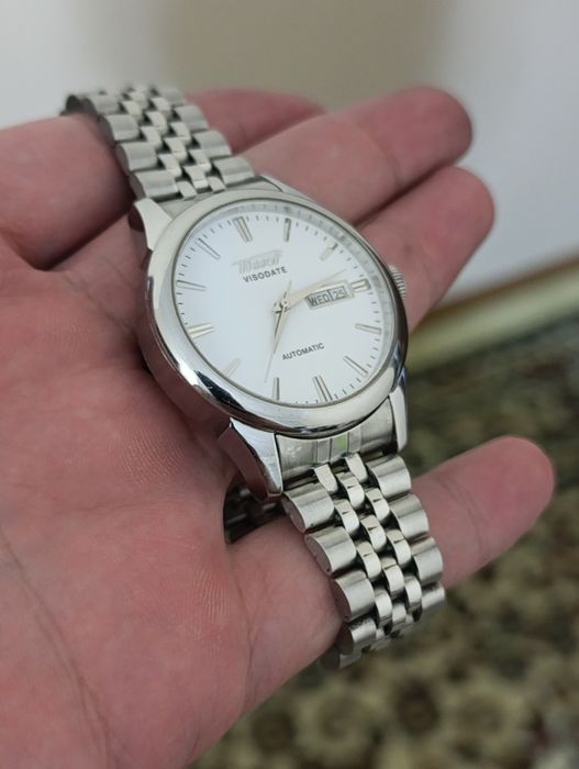 Tissot соат сотилади