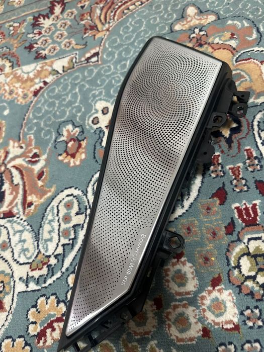 Bowers & Wilkins и Harman для БМВ X7