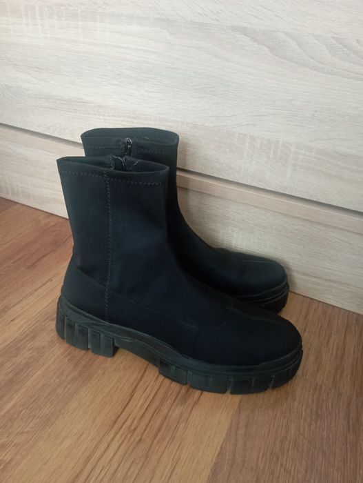 Обивки Reserved тип чорап