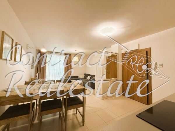 Дава се под наем Тристаен апартамент в Варна, Център - 95 кв.м за 765 € - Снимка #1