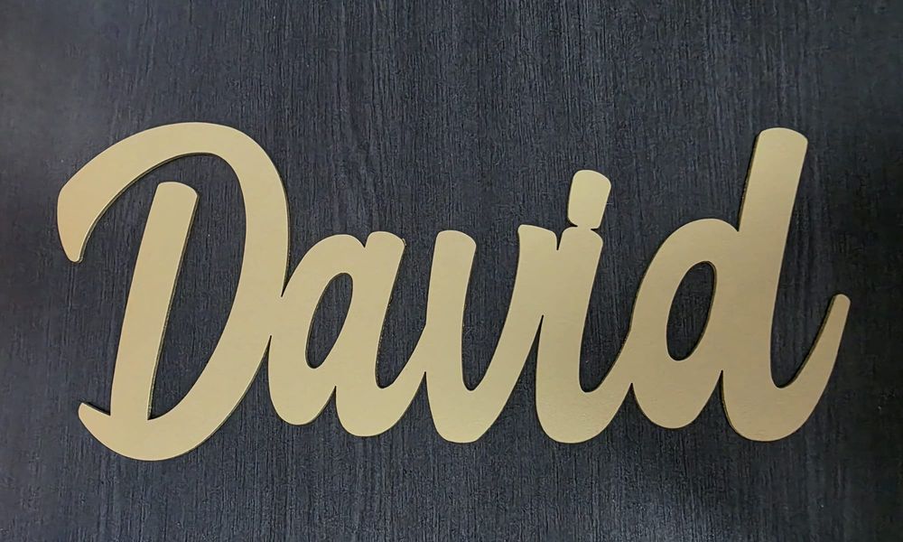 Nume gravat/decoratiune