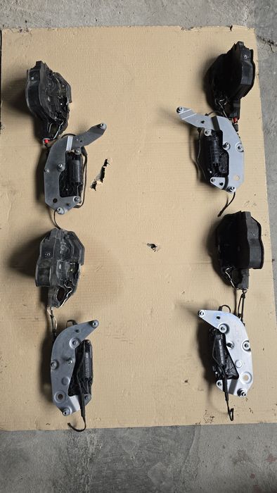 Софт клоуз брави бмв 5 E60/61 ( soft close bmw 5 E60/61 )