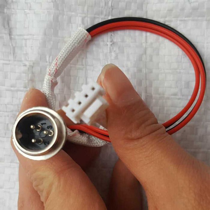 Conexiune 3 pini incarcare baterie scuter Hoverboard. Nou!