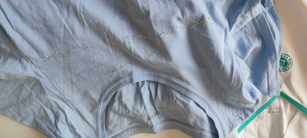 Лот дамски блузи и жилетки Adidas,Guess,Sara pachini,Tommy Hilfiger-S