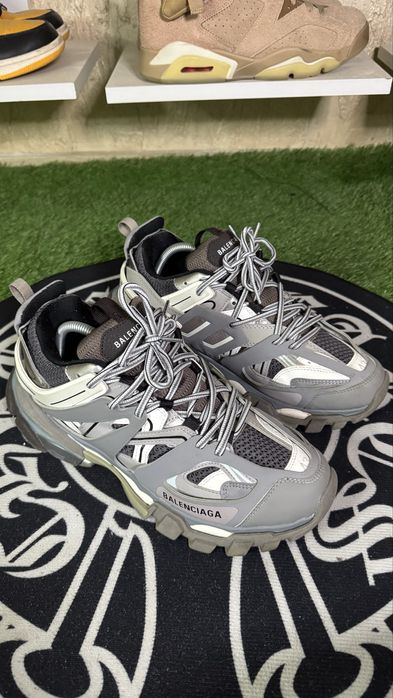 Balenciaga Track Gri Alb