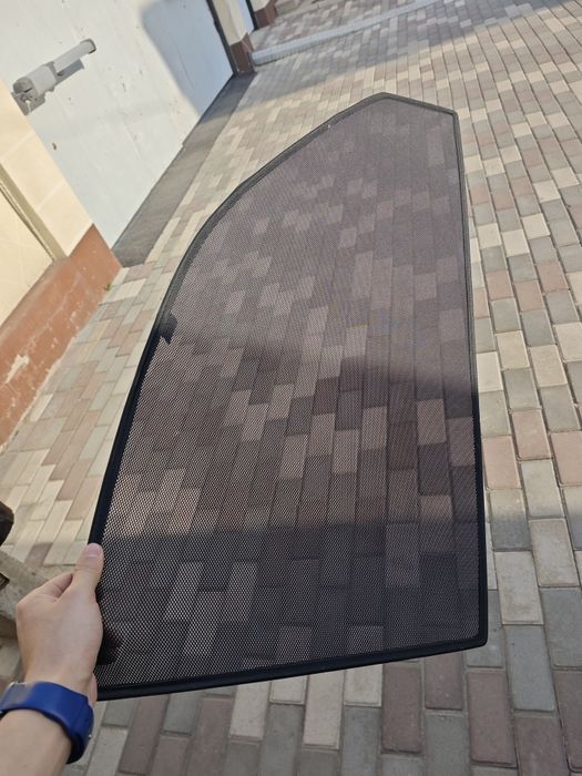 Продам шторки блэкаут на прадо 150