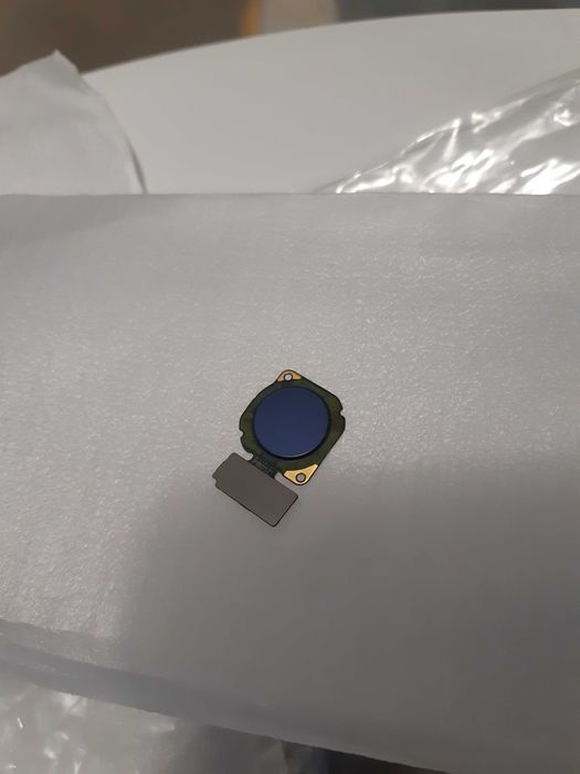 Huawei p20 lite pentru piese, capac spate Huawei P20 Lite.