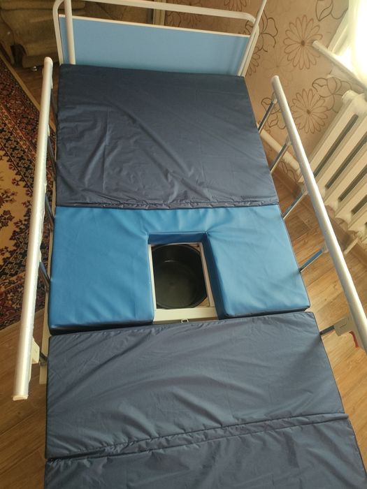 Медицинский кровать