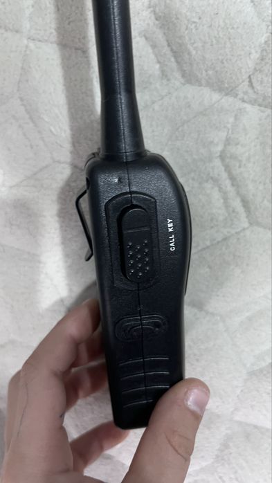 Продам две рабочих рации игрушечные!