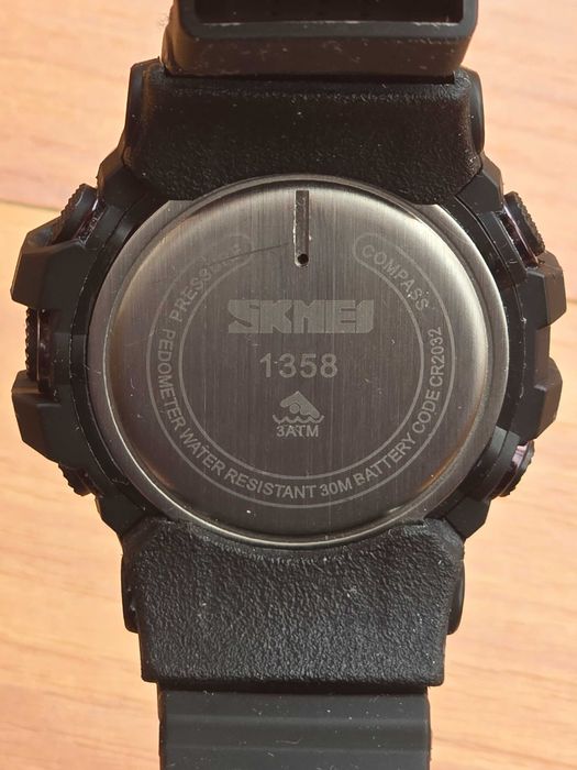 Vand ceas / smartwatch SKMEI 1358