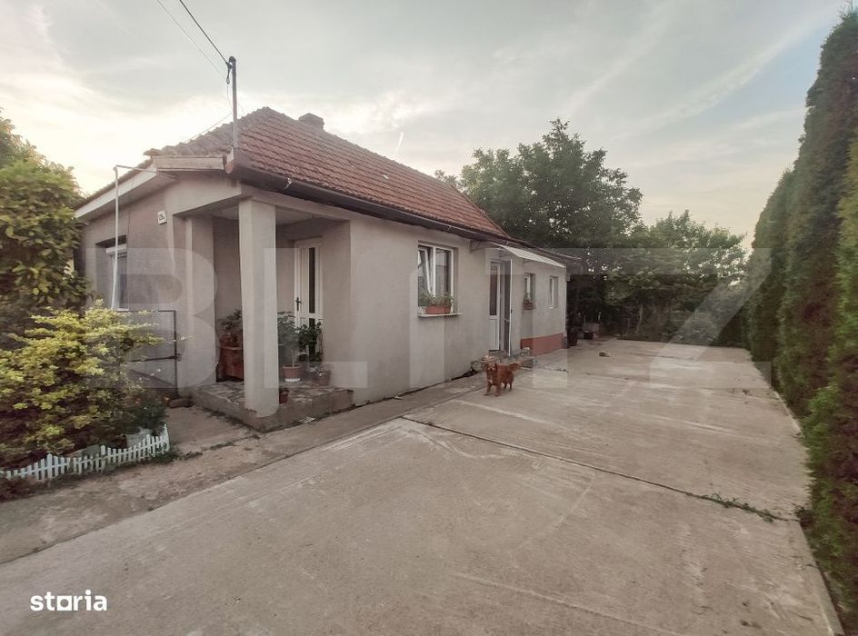 Casa cu 2 camere, 60 mp, teren 5 ari, localitatea Dara- 15 min Satu Ma