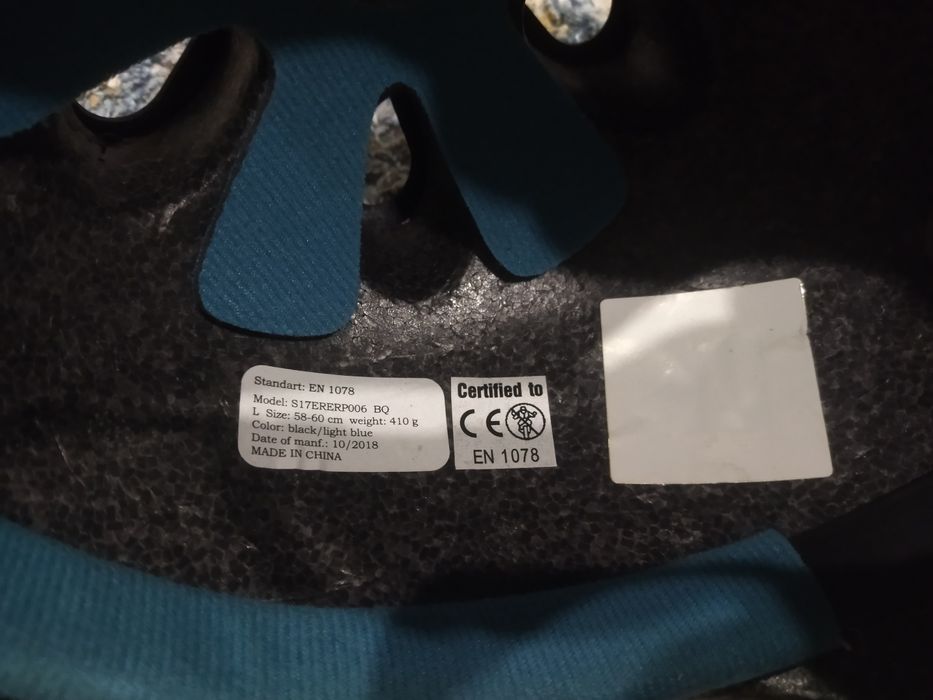 Продам шлем черный