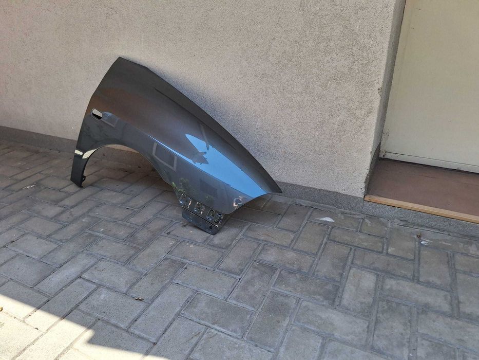 Aripa Fata Dreapta Seat Ibiza An 2002-2008 Vopsita Gri Inchis