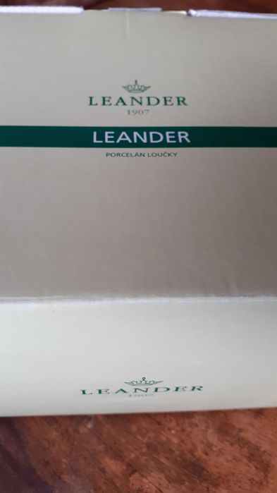 сервиз за кафе Чешки порцелан антика завод LEANDER, фин бежов порцелан