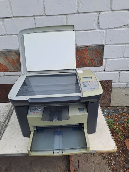 Продам принтер, не в рабочем состоянии.