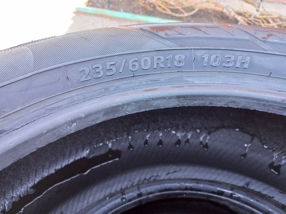 продам автощины 235×60×18;