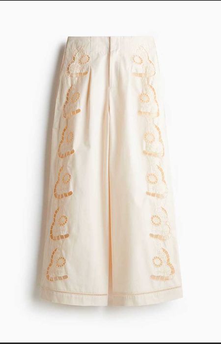 Новые брюки с вышивкой H&M, размер 46EUR (52/56)