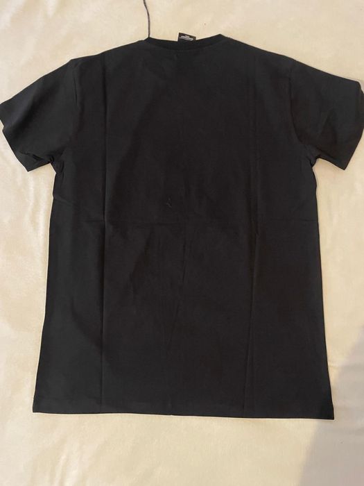 Мъжка тениска Armani Exchange.Налични размери S,L,2Xl
