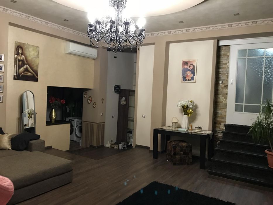 Продава се Къща в Мартен - 300 кв.м за 1067 €/кв.м - Снимка #12