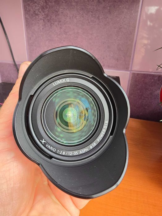 Panasonic 12-35mm varianta II