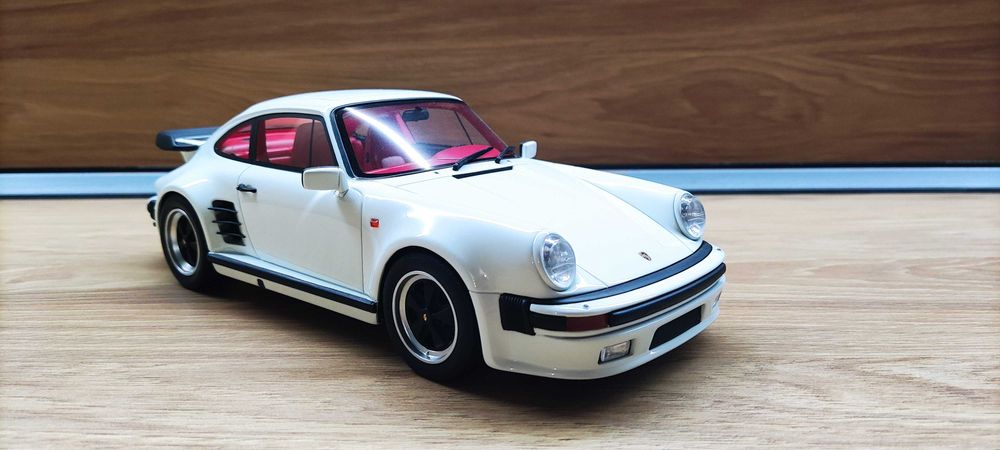 Колекционерски модели в мащаб 1:18