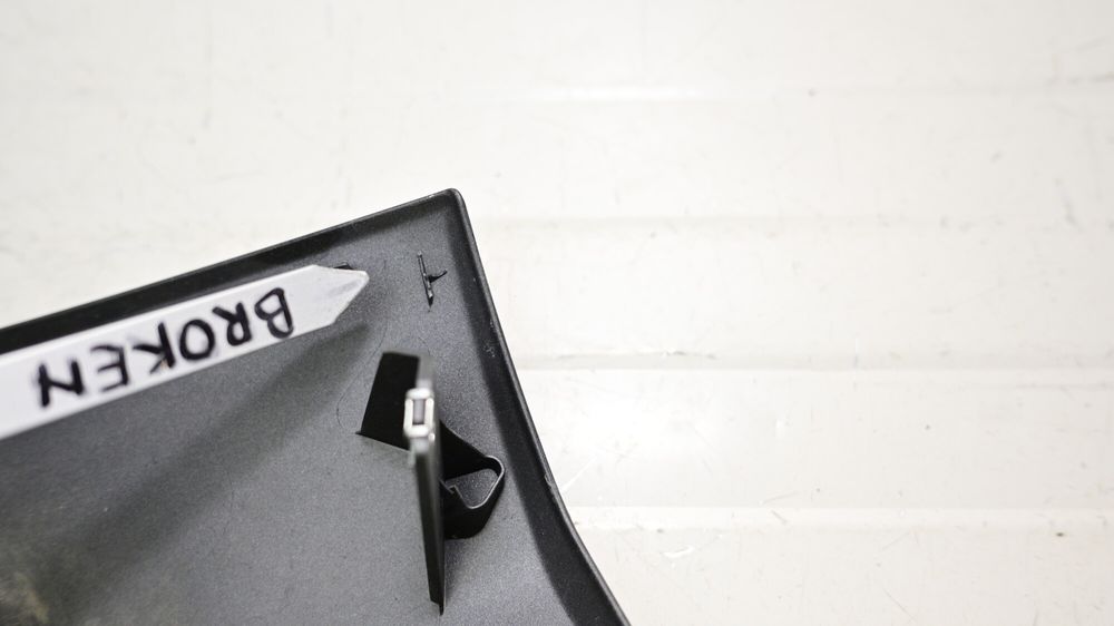 Carena Fata Lateral Stanga Yamaha X-MAX 125 / 300 2023 - 2026