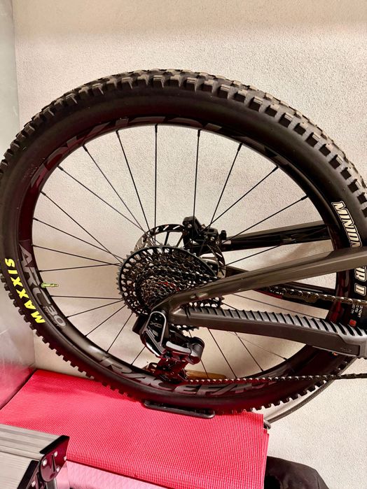 MTB капли 29” – Industry Nine / RaceFace / Maxxis / CushCore