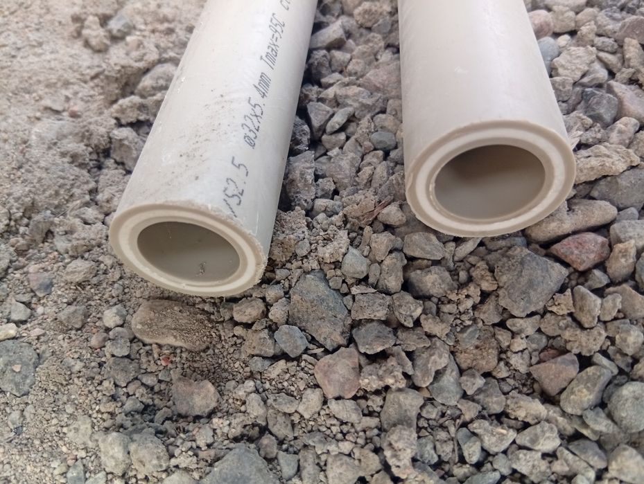 Труба пластиковая