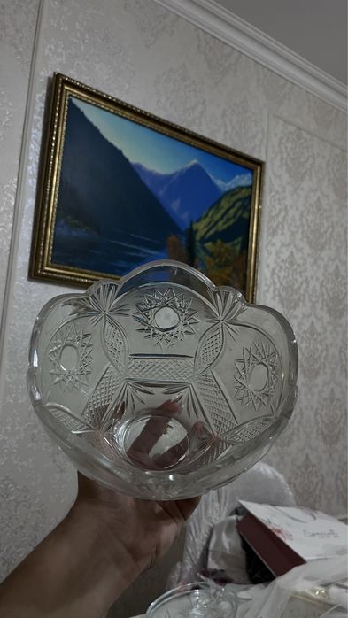 Посуды, вазы, конфетницы