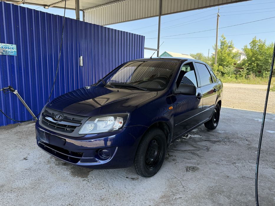Lada Granta 2012