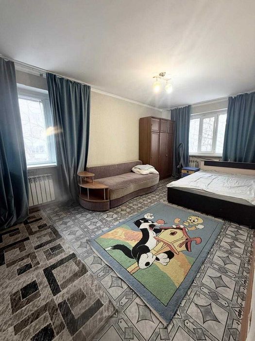 Продам 2 комнатную квартиру на Карбышева: