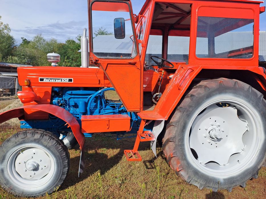 Tractor U650 de vanzare