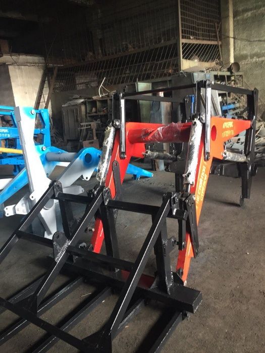 ПКУ Погрузчик фронтальный универсальный