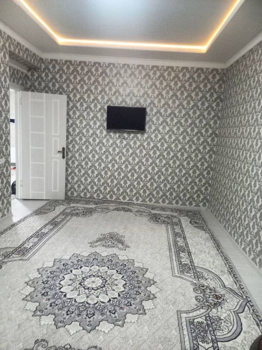 Fargona shaxar oybek radom kunli kvartira bor bezzaks quyamiz