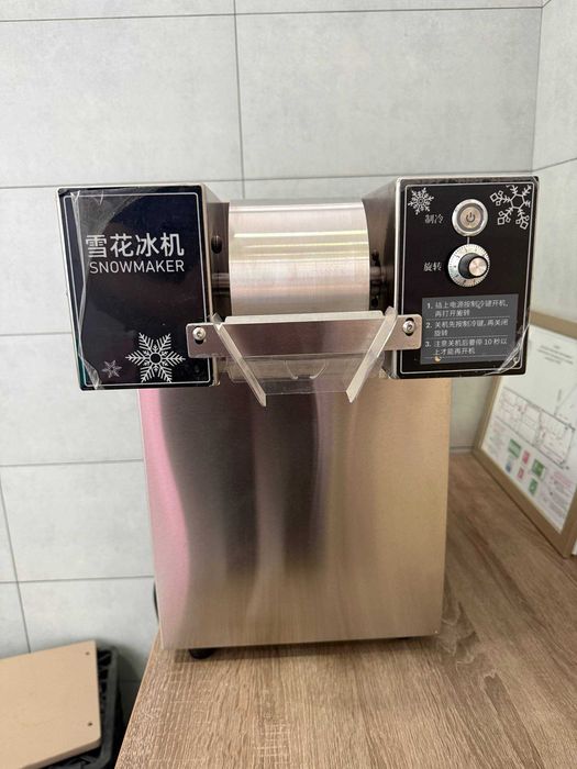 Машина для приготовления "мороженого-снега". Машина для мороженого